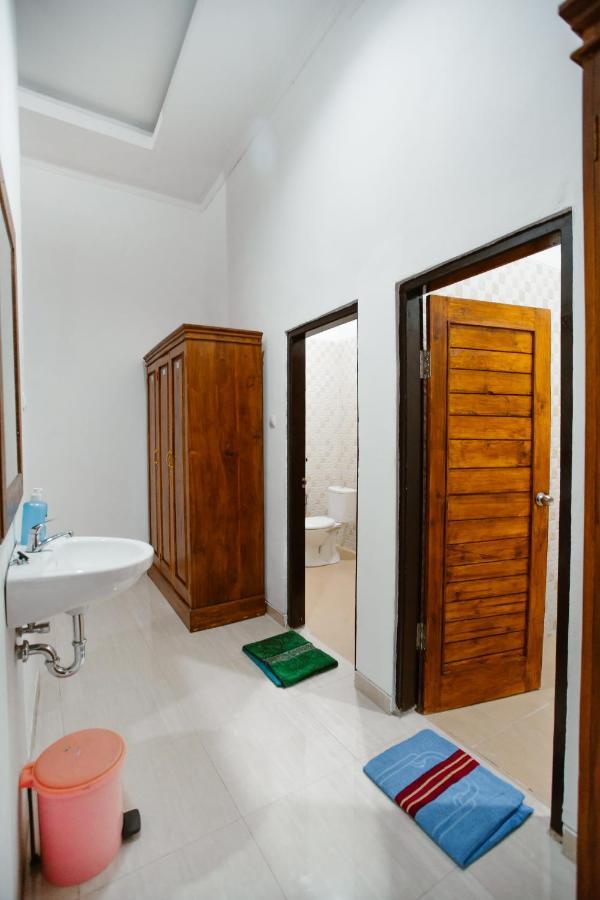 Double'd Hostel *