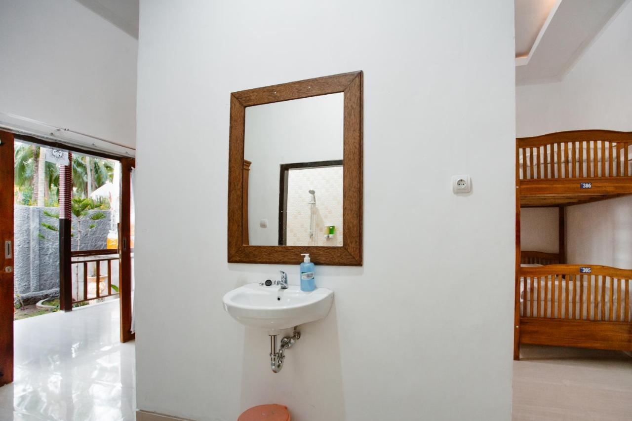 Double'd Hostel Batununggul