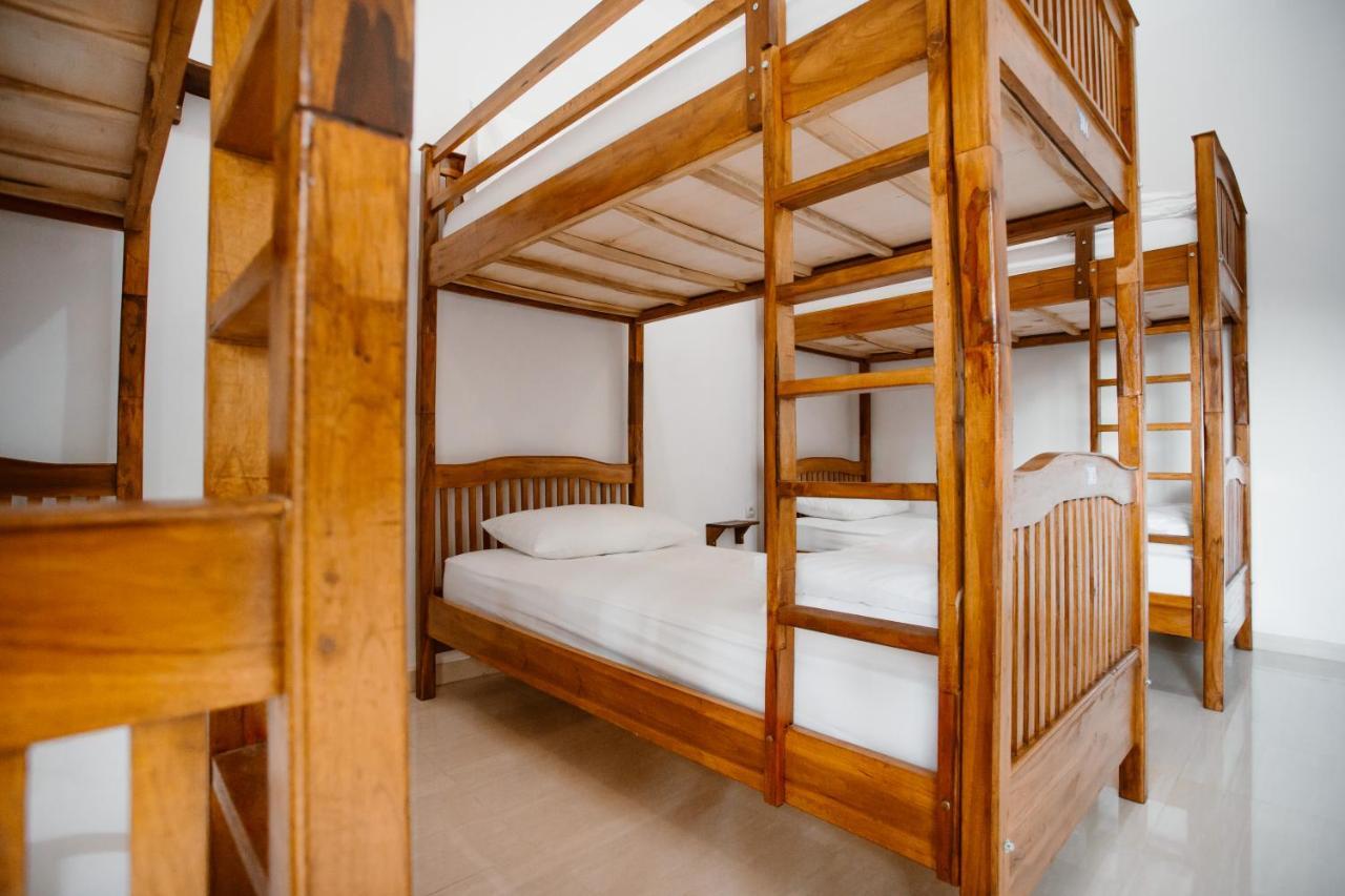 Double'd Hostel
